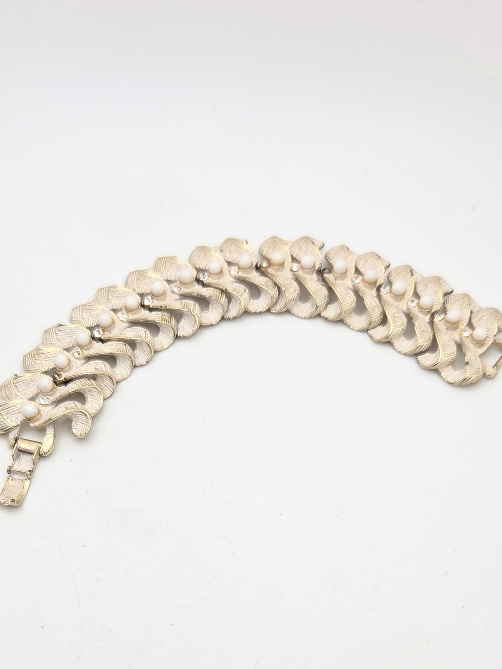 Vintage 50s BSK Mid Century Gold Feathered Ribbon Bracelet Pearl Rhinestone
